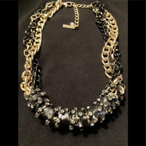 Jewelry - Amazing genuine leather and rhinestone necklace
